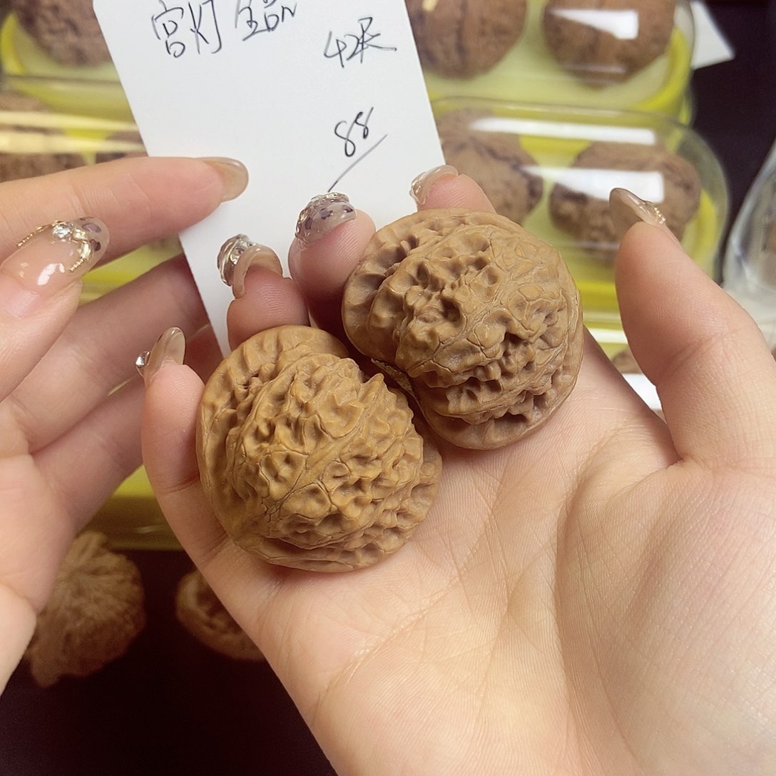 文玩核桃吊坠宫灯42