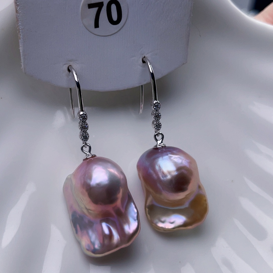 淡水珍珠耳饰未镶嵌