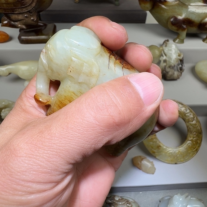 意***蝉和田玉（糖玉）未镶嵌挂件