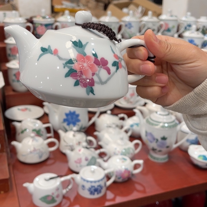 醴陵高温瓷手绘320毫升壶