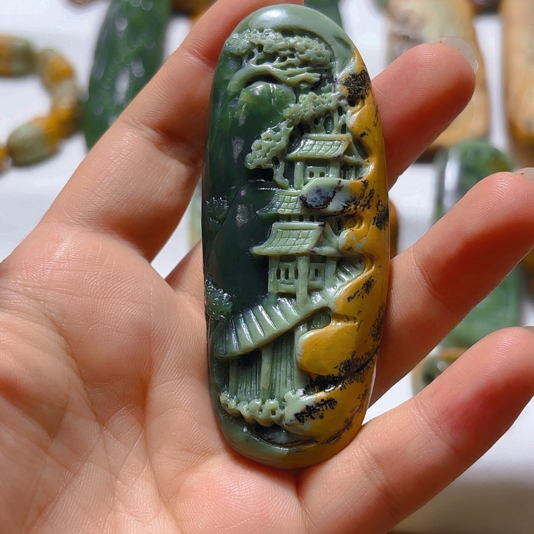 岫岩河磨玉（透闪石质玉）挂件未镶嵌J***u