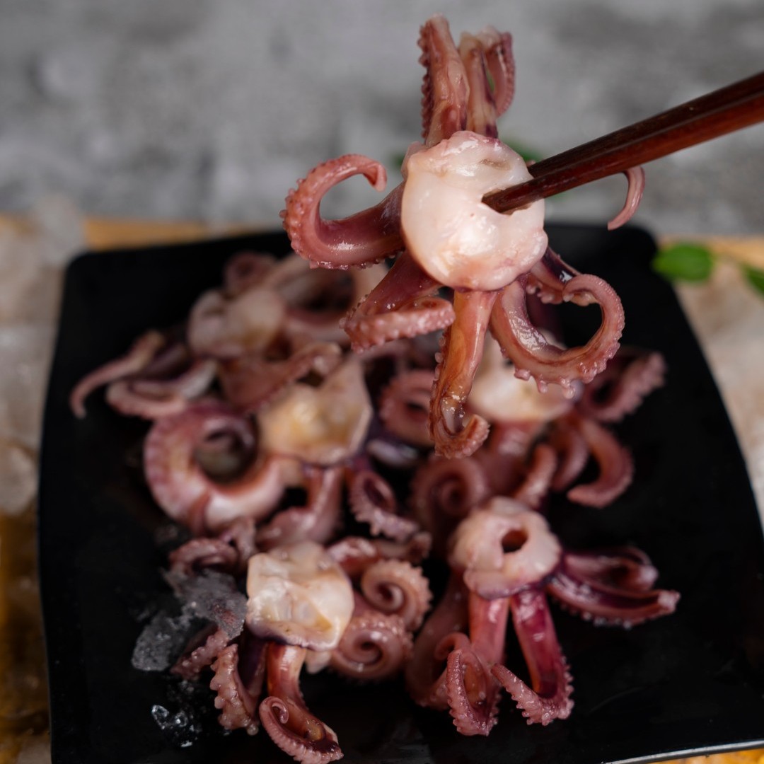 连云港发货 新鲜速冻鱿鱼爪 200g/包 9包装 