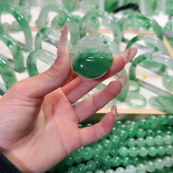 石英质玉吊坠(赠链)未镶嵌