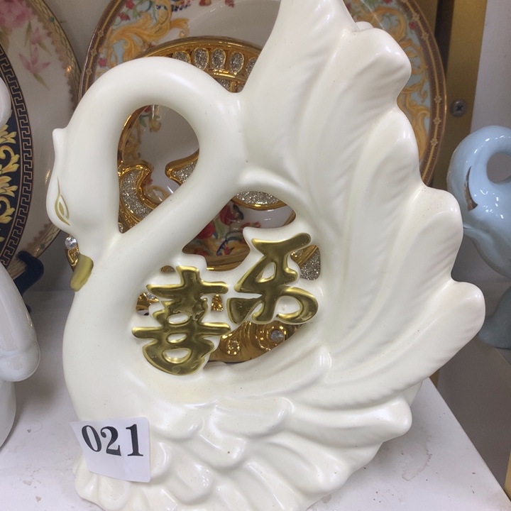 摆件陶瓷。。。。。。。。。