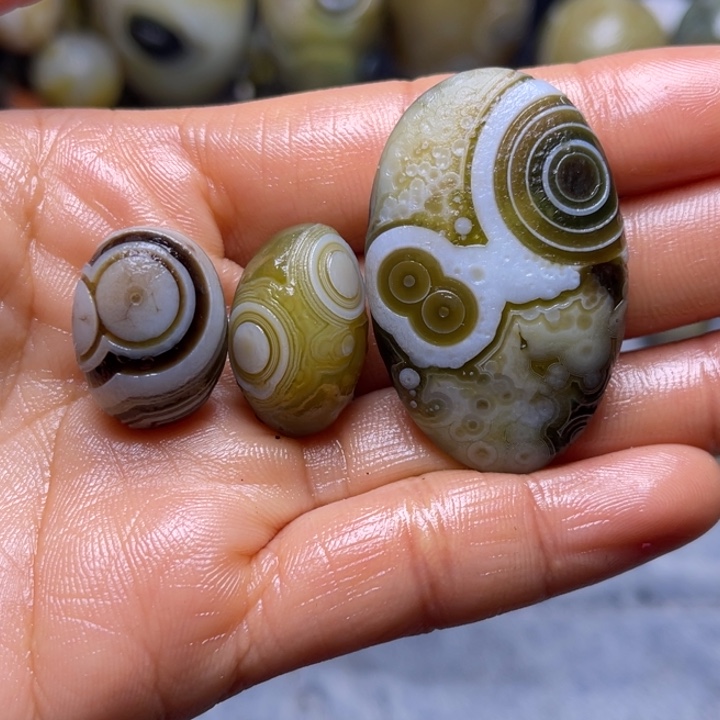 熙***沂玛瑙/玉髓未镶嵌裸石