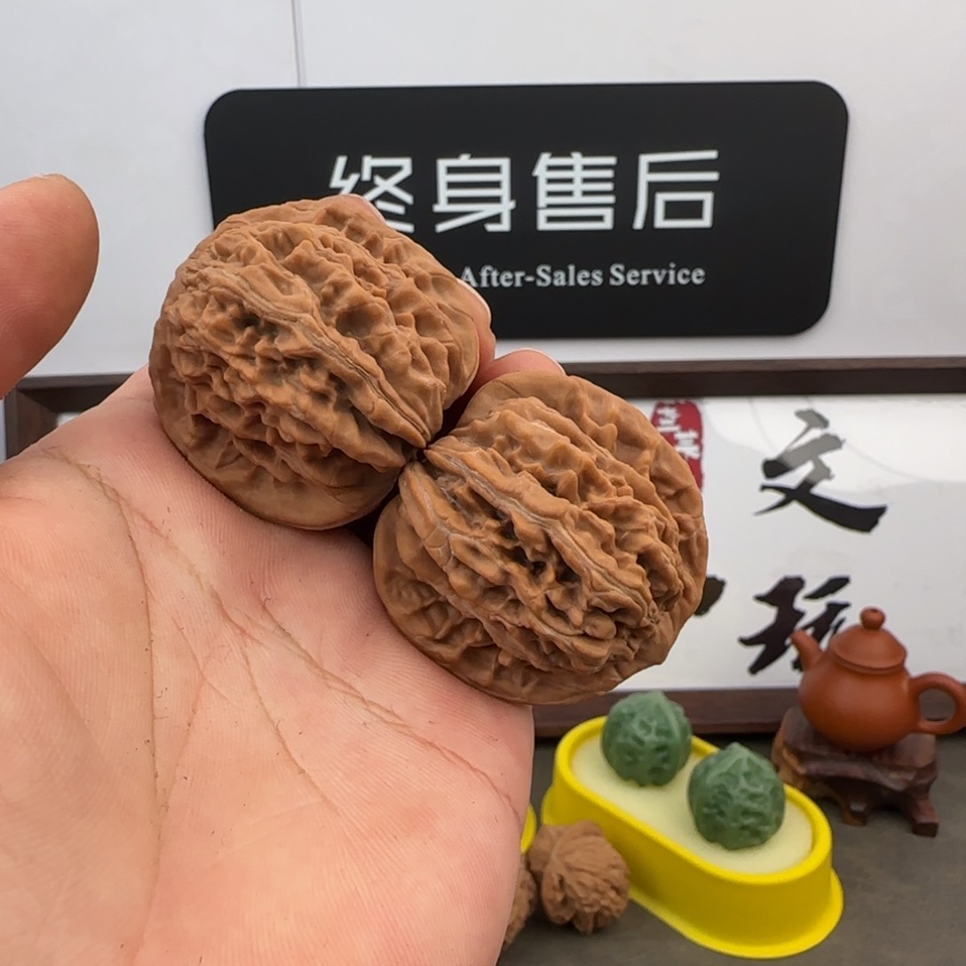 文玩核桃把件平谷楼