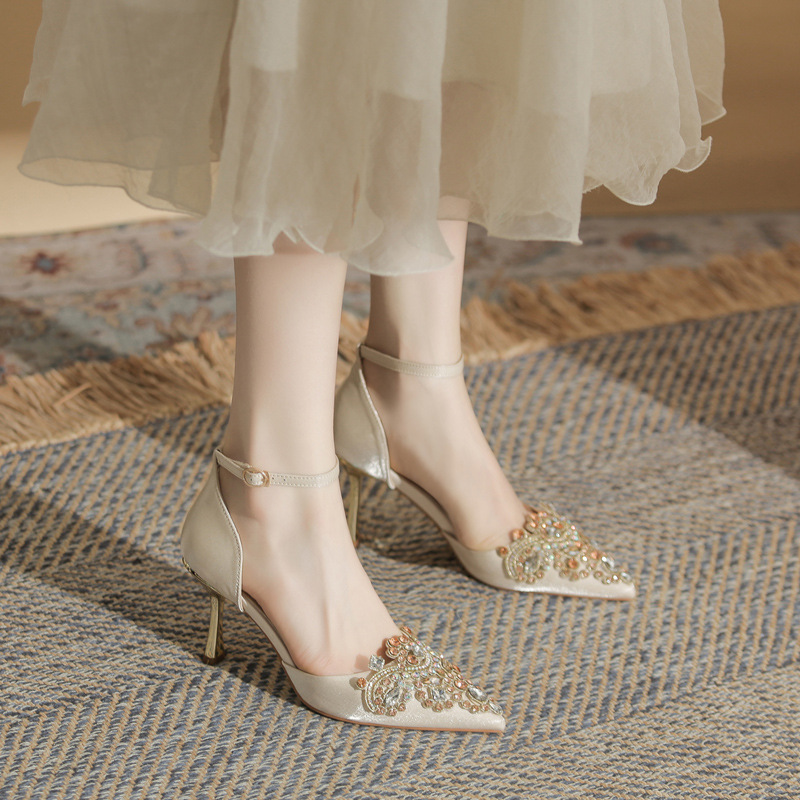 【红姐】包头中空高跟鞋女2024季细跟尖头绸缎一字带单鞋AL8003-1