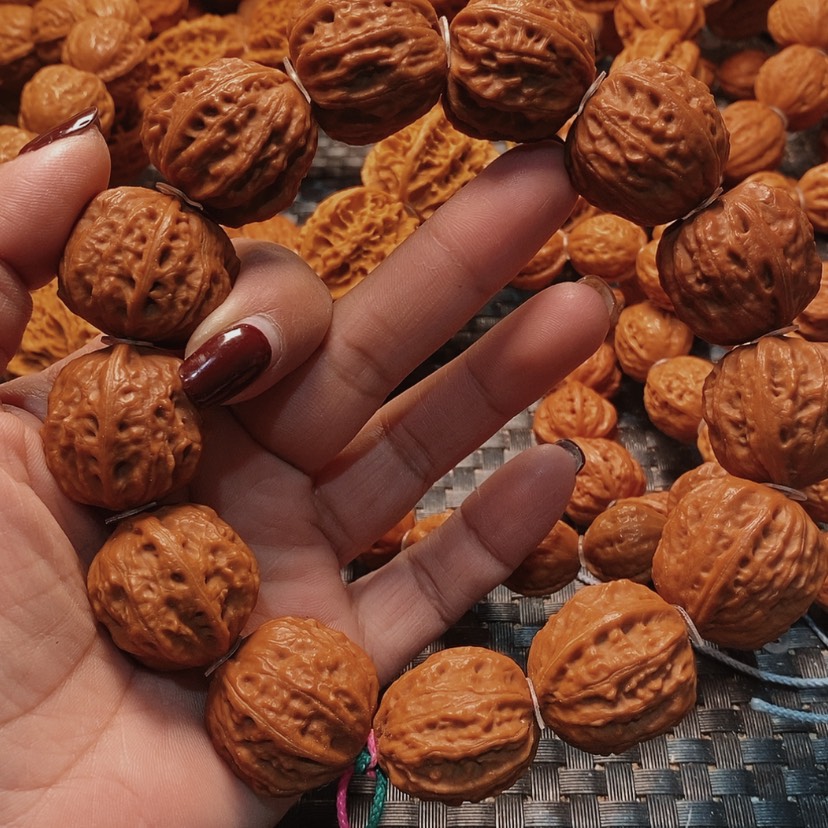 【闪购商品】文玩核桃吊坠悟*树王