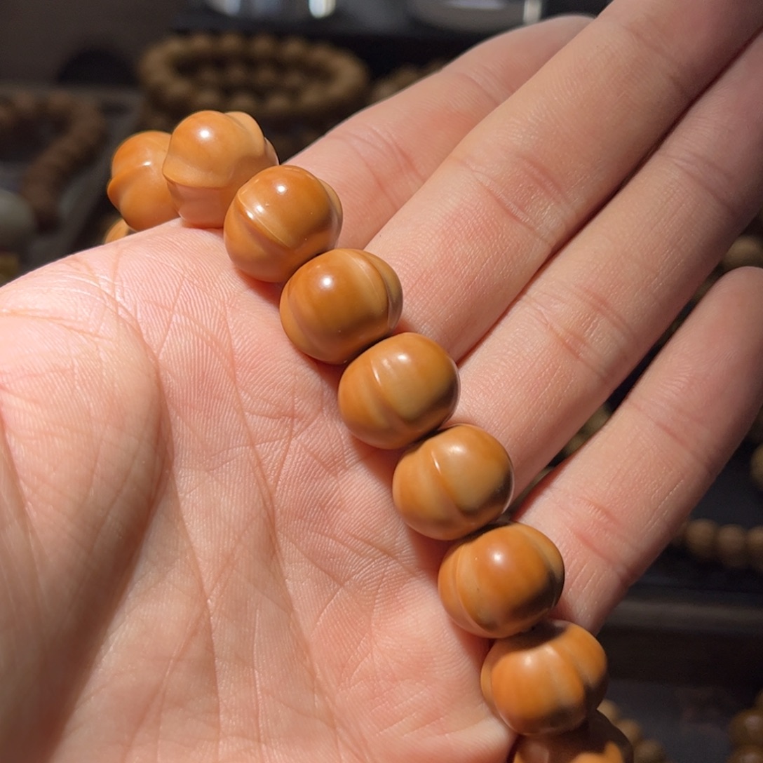 吊坠猴头核桃16+鲨鱼全品无瑕无药