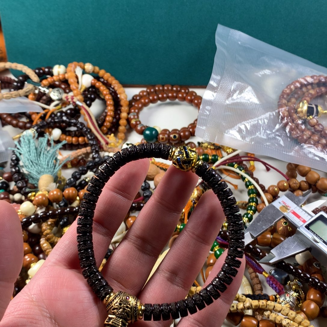 椰蒂吊坠。。。。。。。。。。。