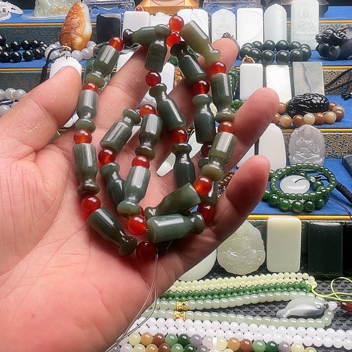 H***赵和田玉（青玉）未镶嵌颈饰