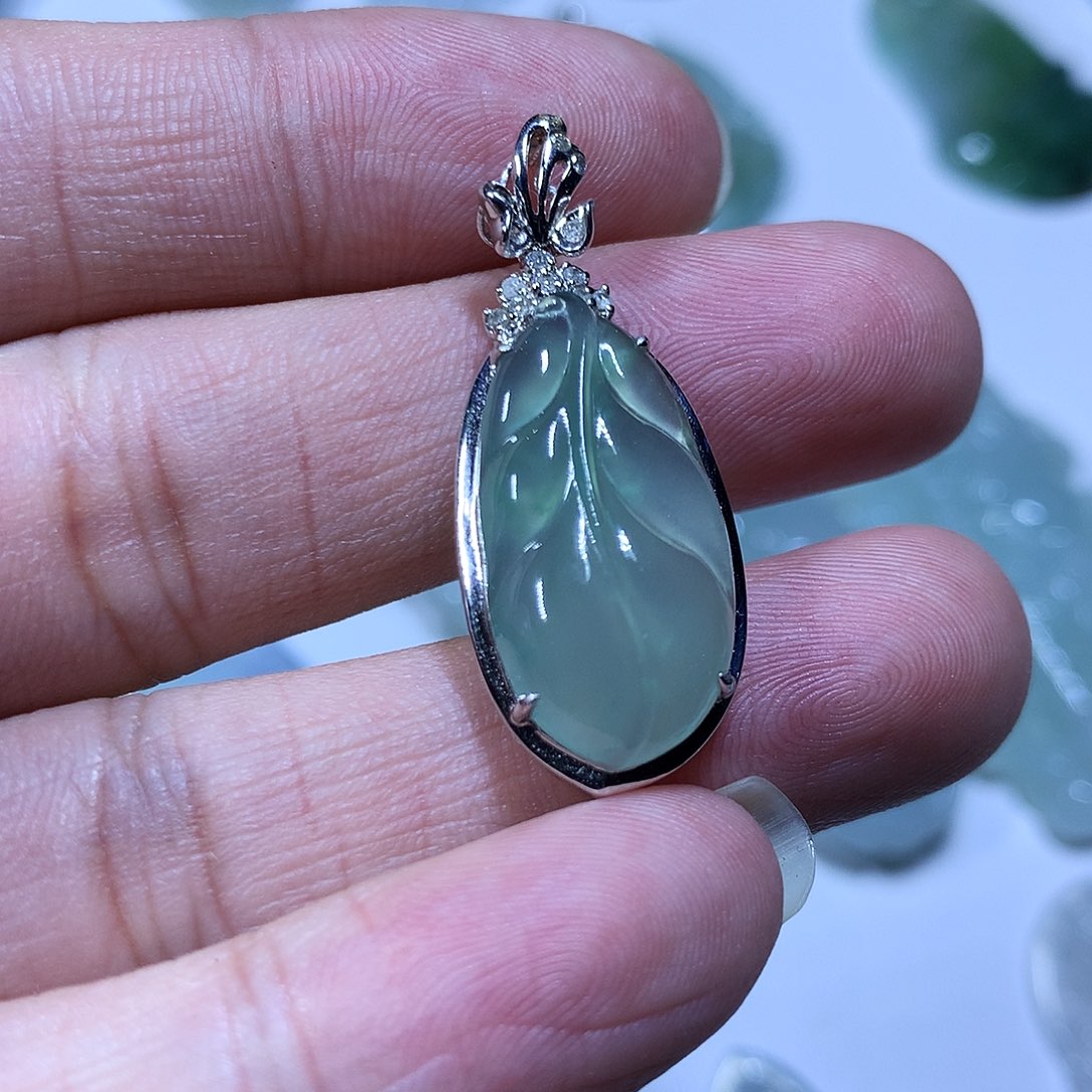 定制翡翠未镶嵌翡翠