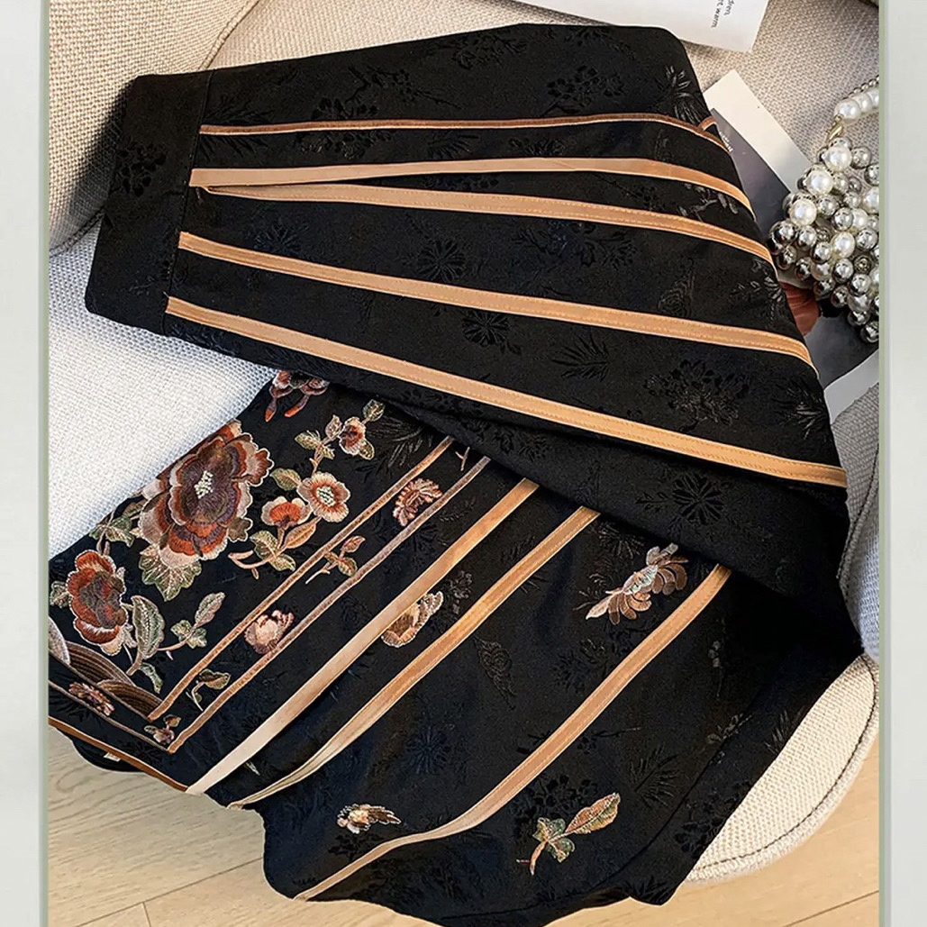 秋冬新款加绒国风重工苏绣牡丹马面裙［高端货］时尚高级感