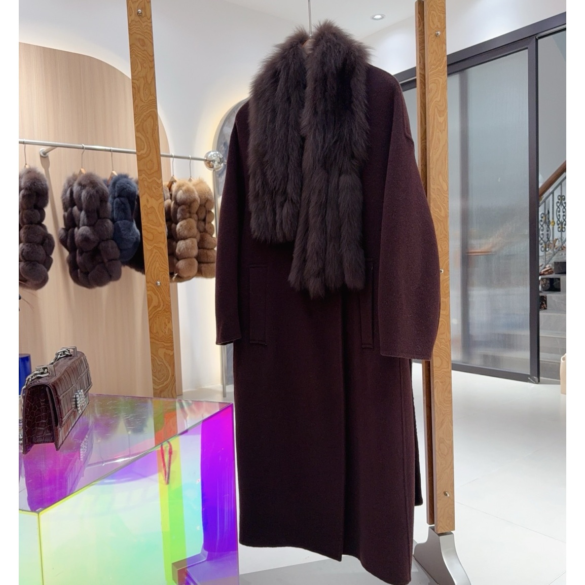 SANQIAN |时尚气质简约外套新款羊大衣580301围巾