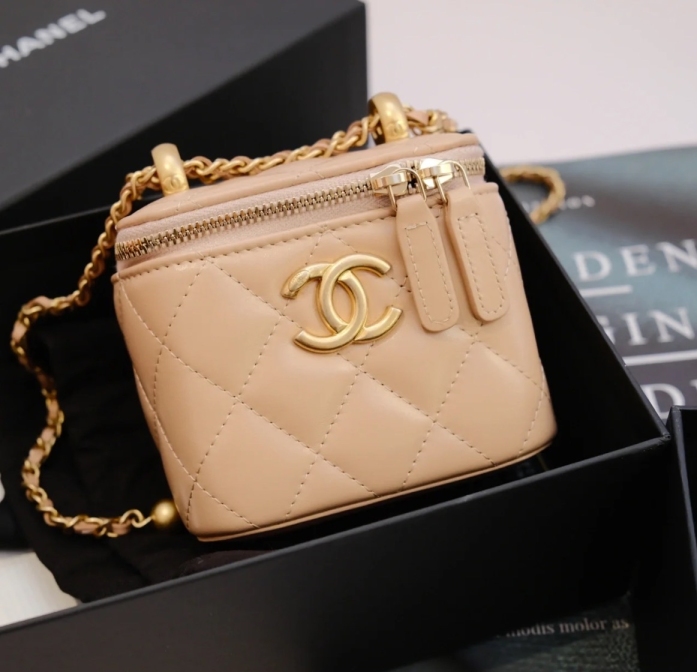 95新 Chanel/香奈儿 奶茶色双金珠盒子包 12395836