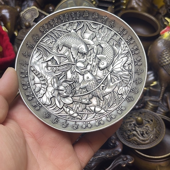 诚信经营精美铜器