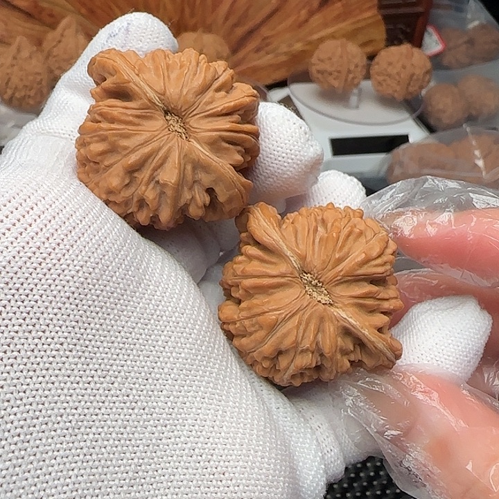 文玩核桃吊坠全品四座楼41尺