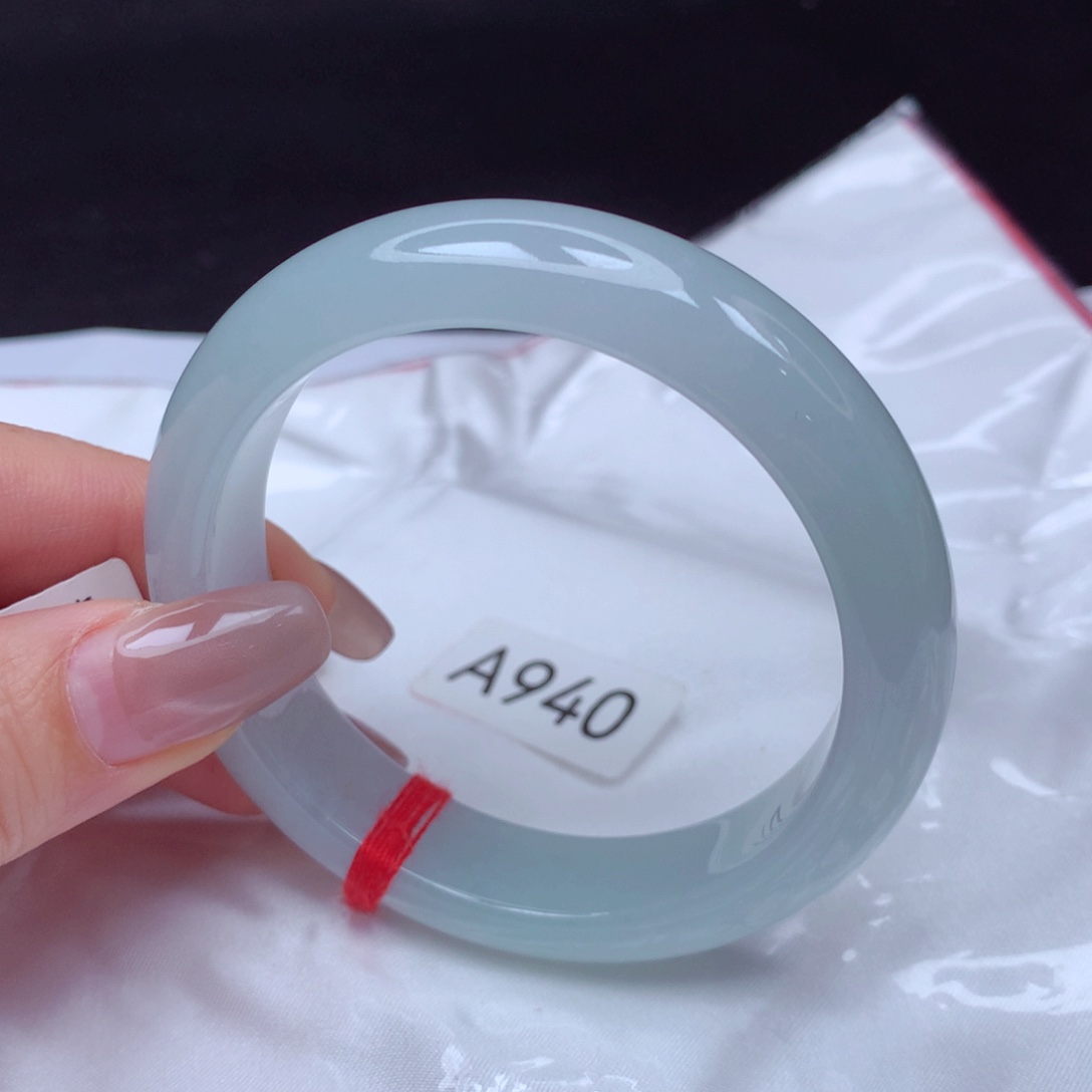 翡翠手镯未镶嵌手镯54