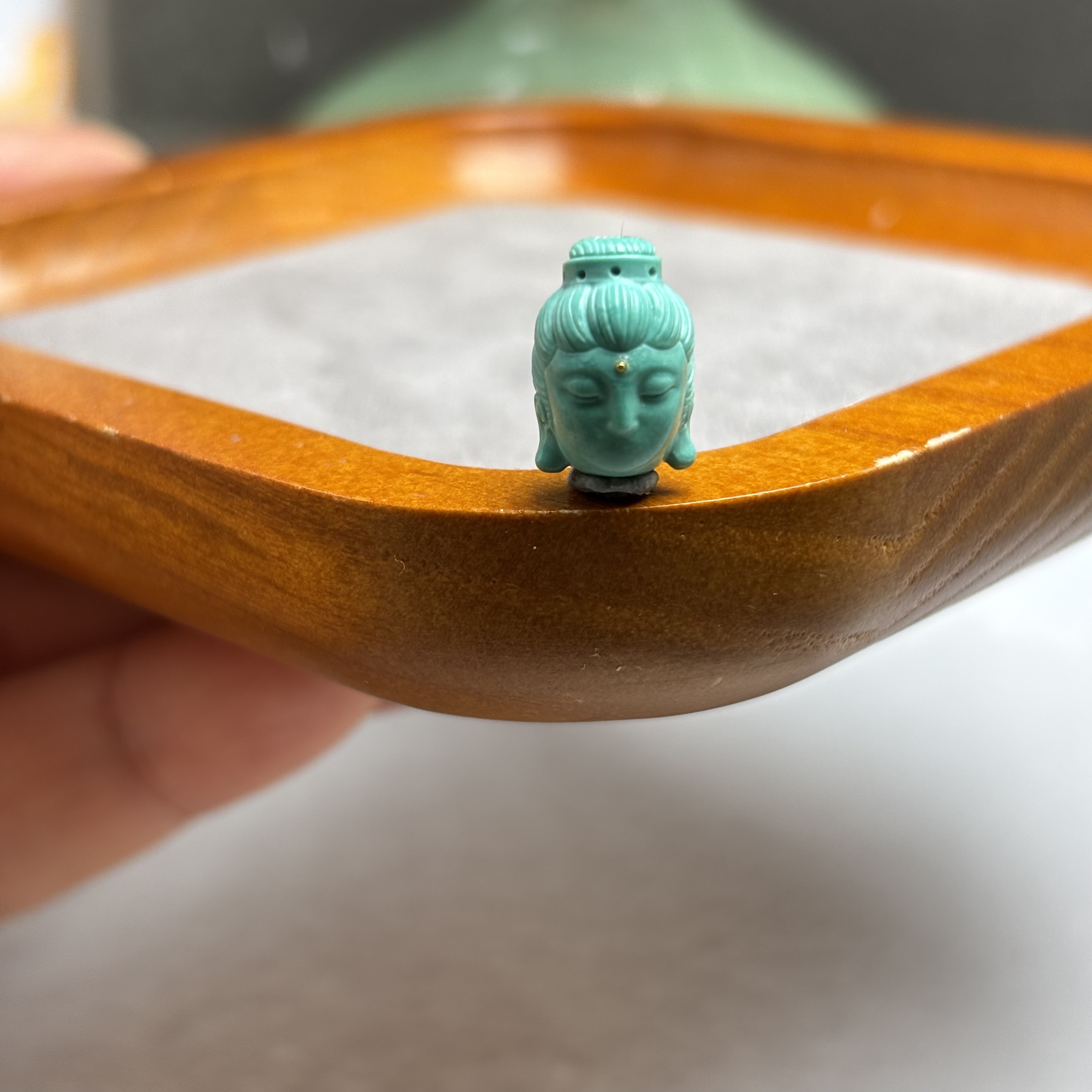 原矿绿松石高瓷精雕观音头