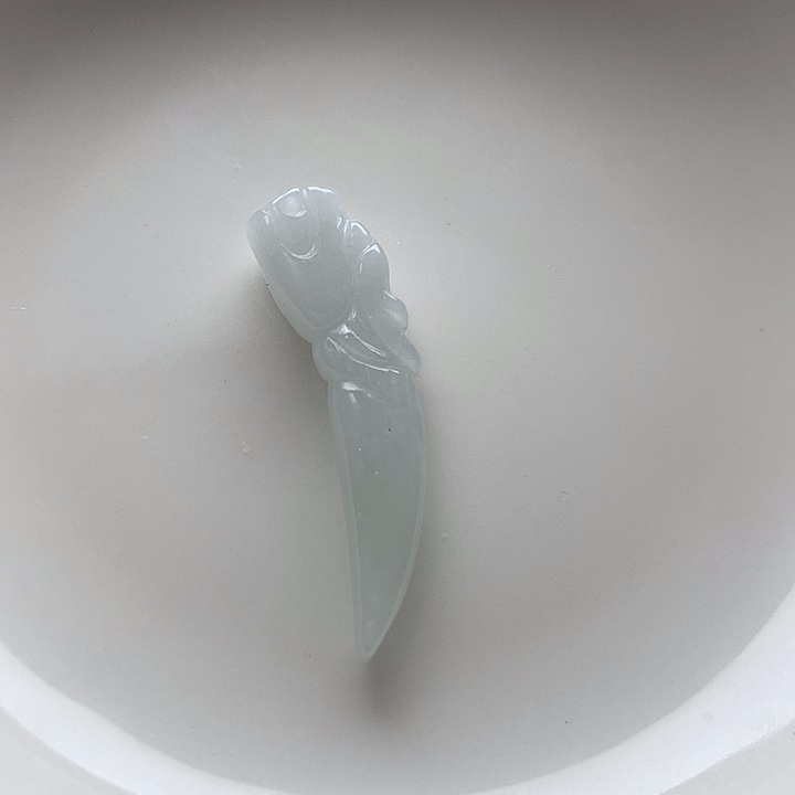 翡翠未镶嵌挂件龙牙1个
