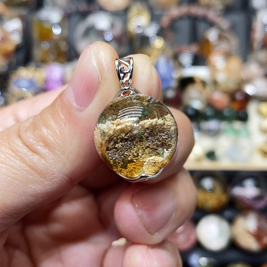 水晶颈饰未镶嵌天然精致水晶吊坠