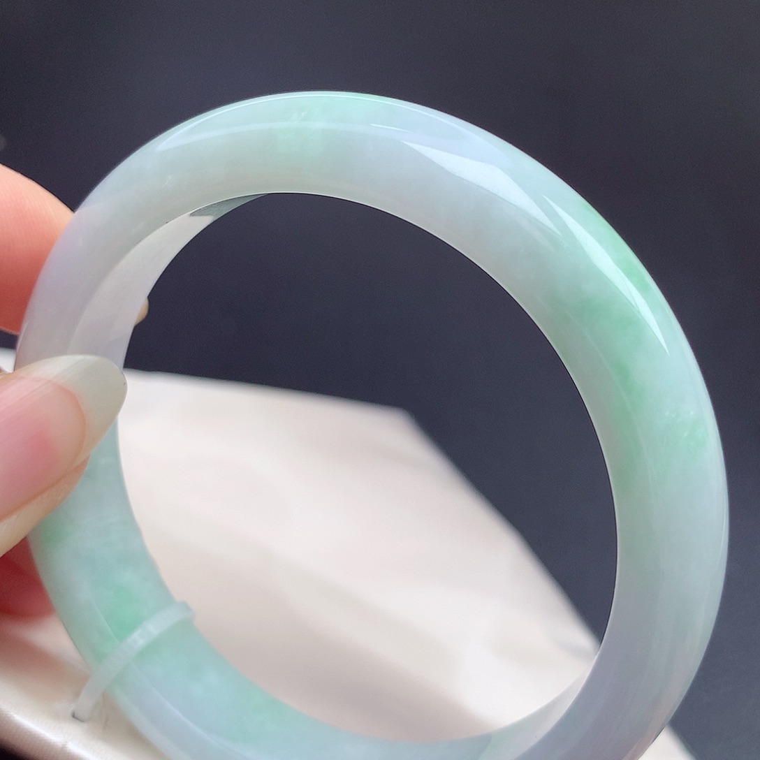 翡翠未镶嵌手镯57.6圈口