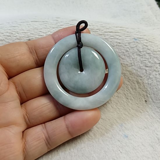 翡翠颈饰未镶嵌翡翠颈饰末镶嵌