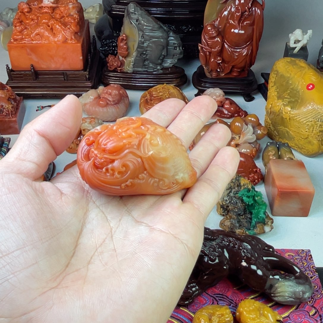 *****寿山石手艺人雕刻艺术