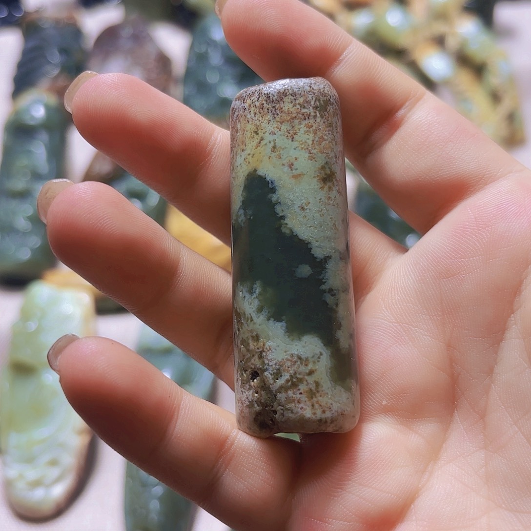 岫岩河磨玉（透闪石质玉）未镶嵌挂件