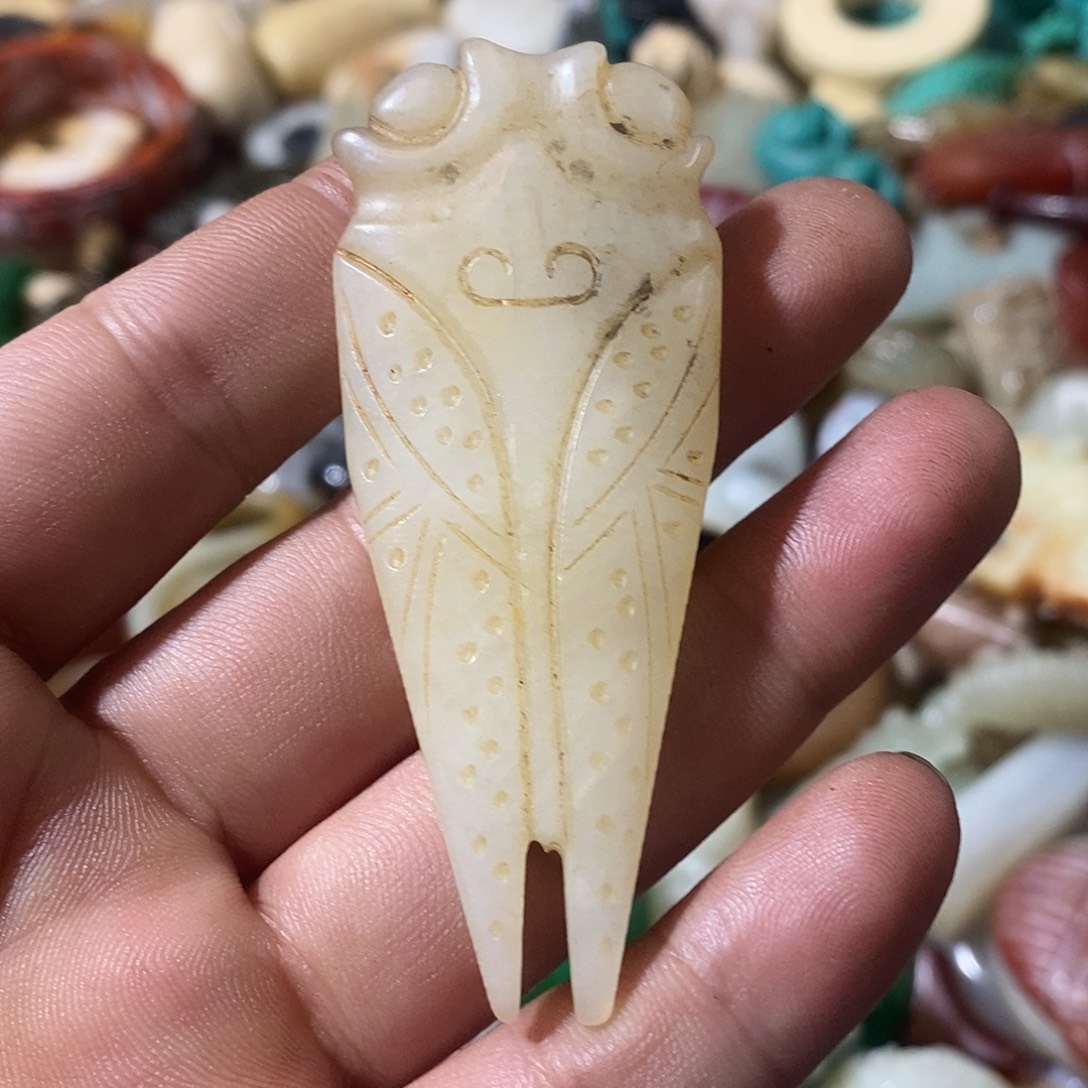 和田玉（糖玉）未镶嵌挂件