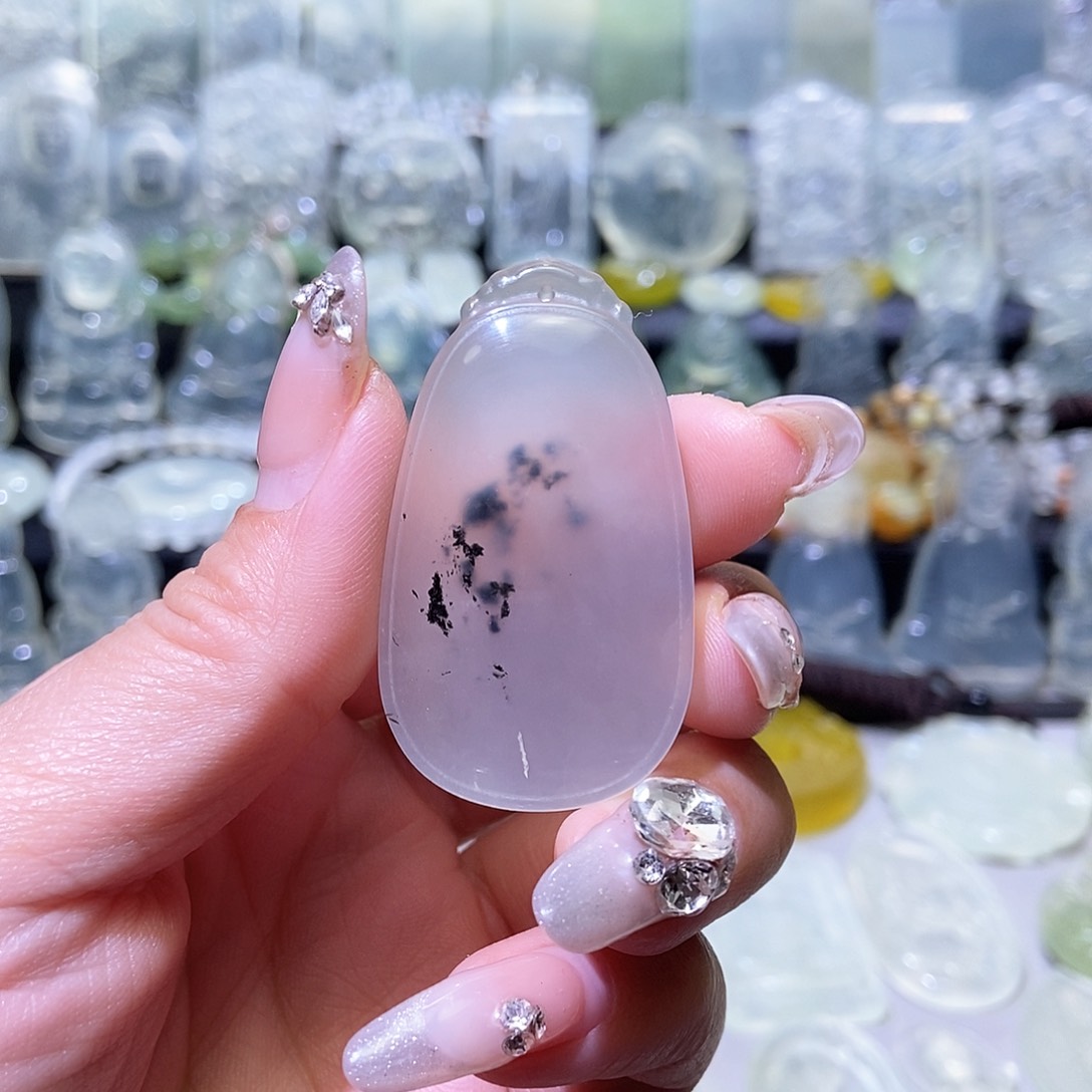 岫玉吊坠未镶嵌吊坠