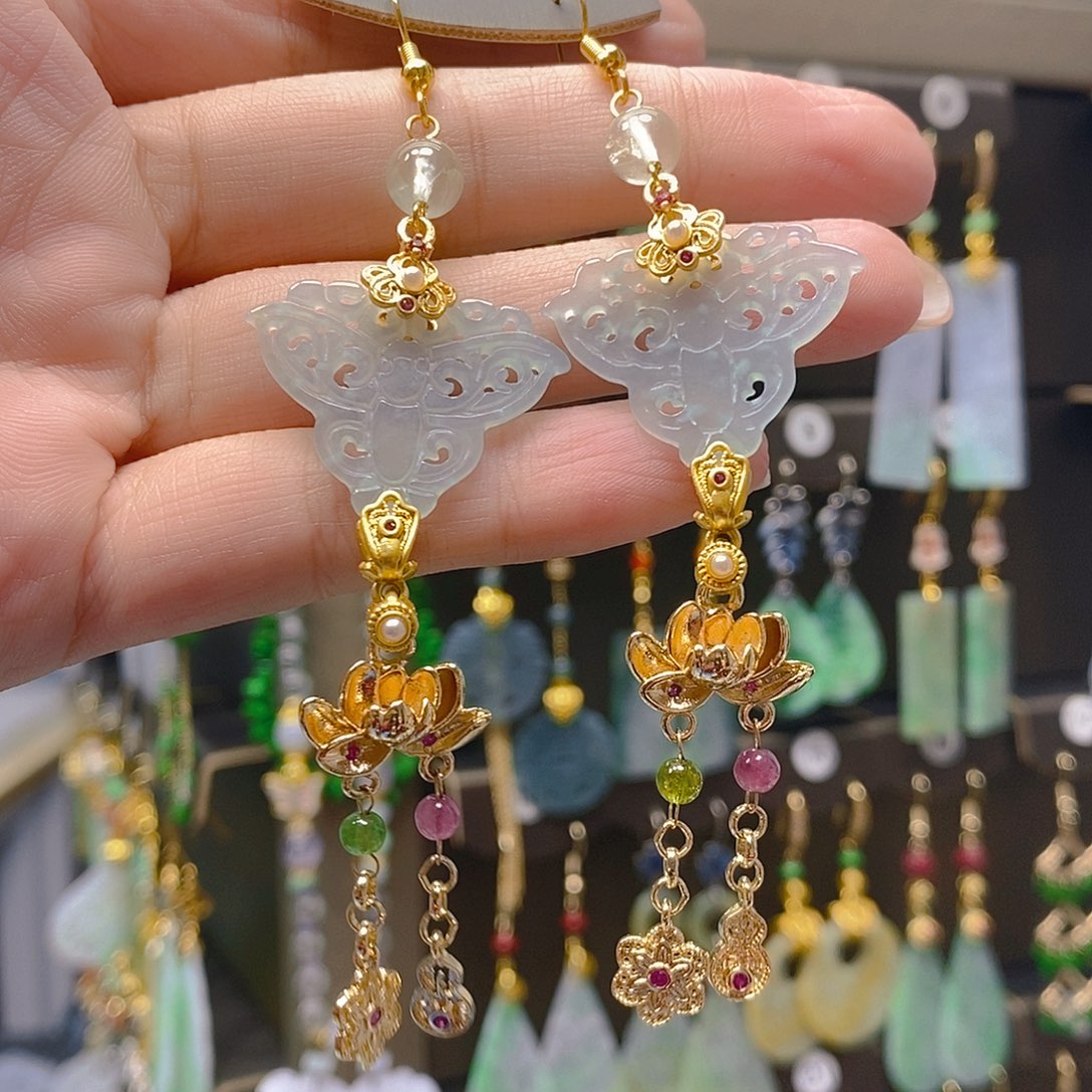 未镶嵌翡翠耳饰翡翠