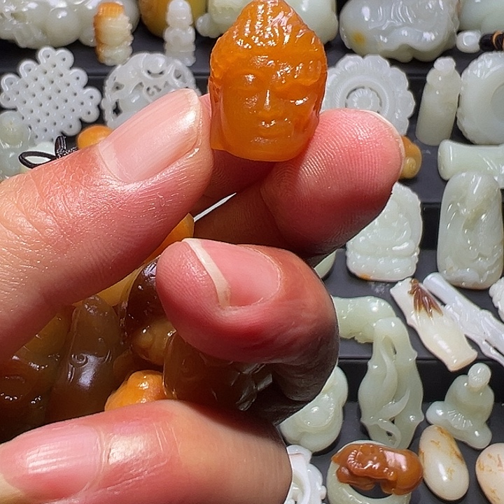 和田玉未镶嵌挂件