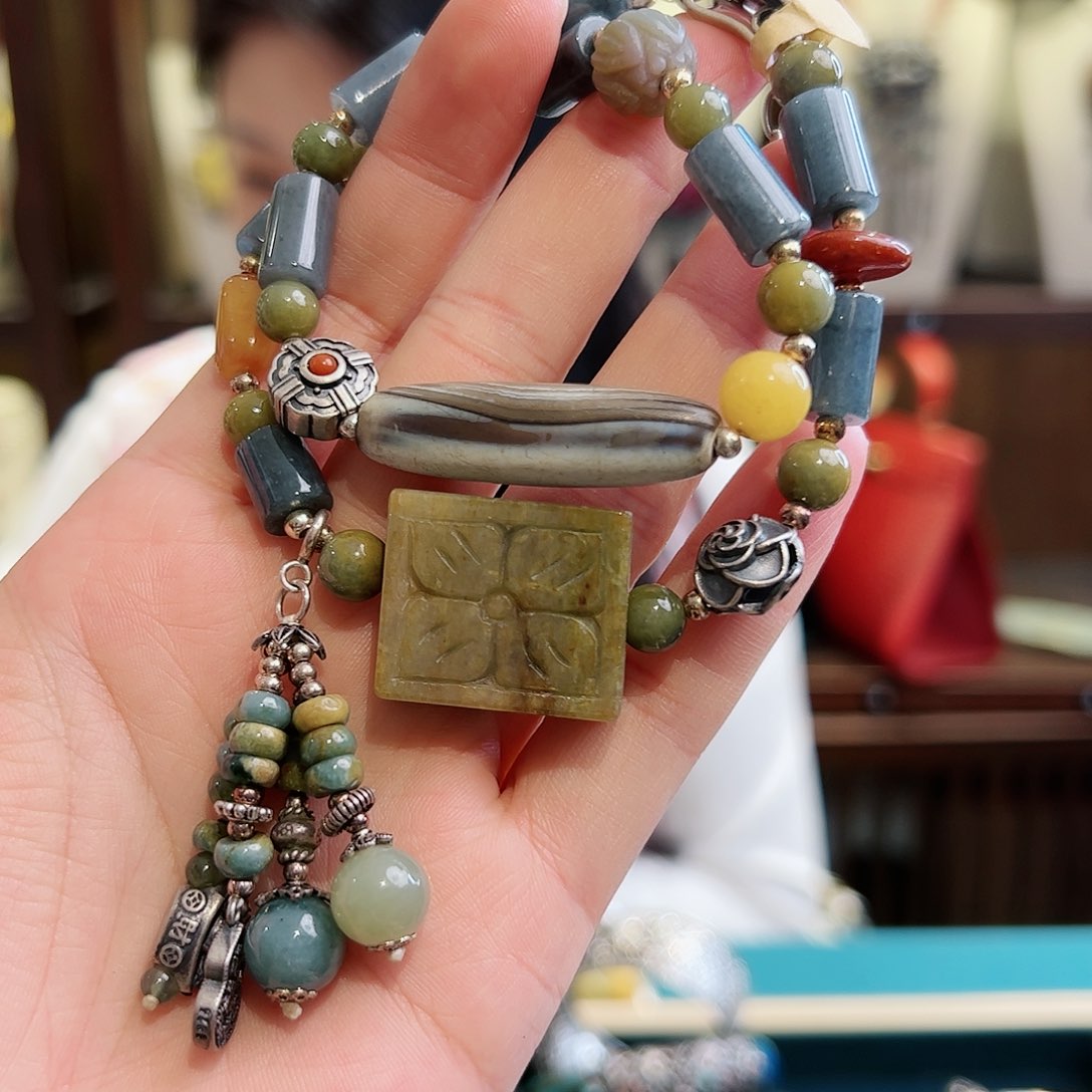 翡翠手链未镶嵌手链