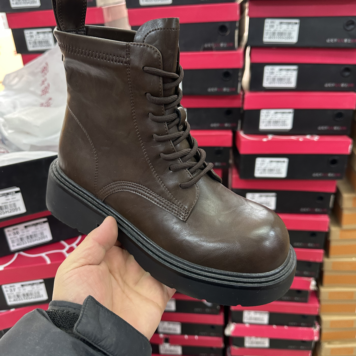 H2091新款时尚超轻短靴