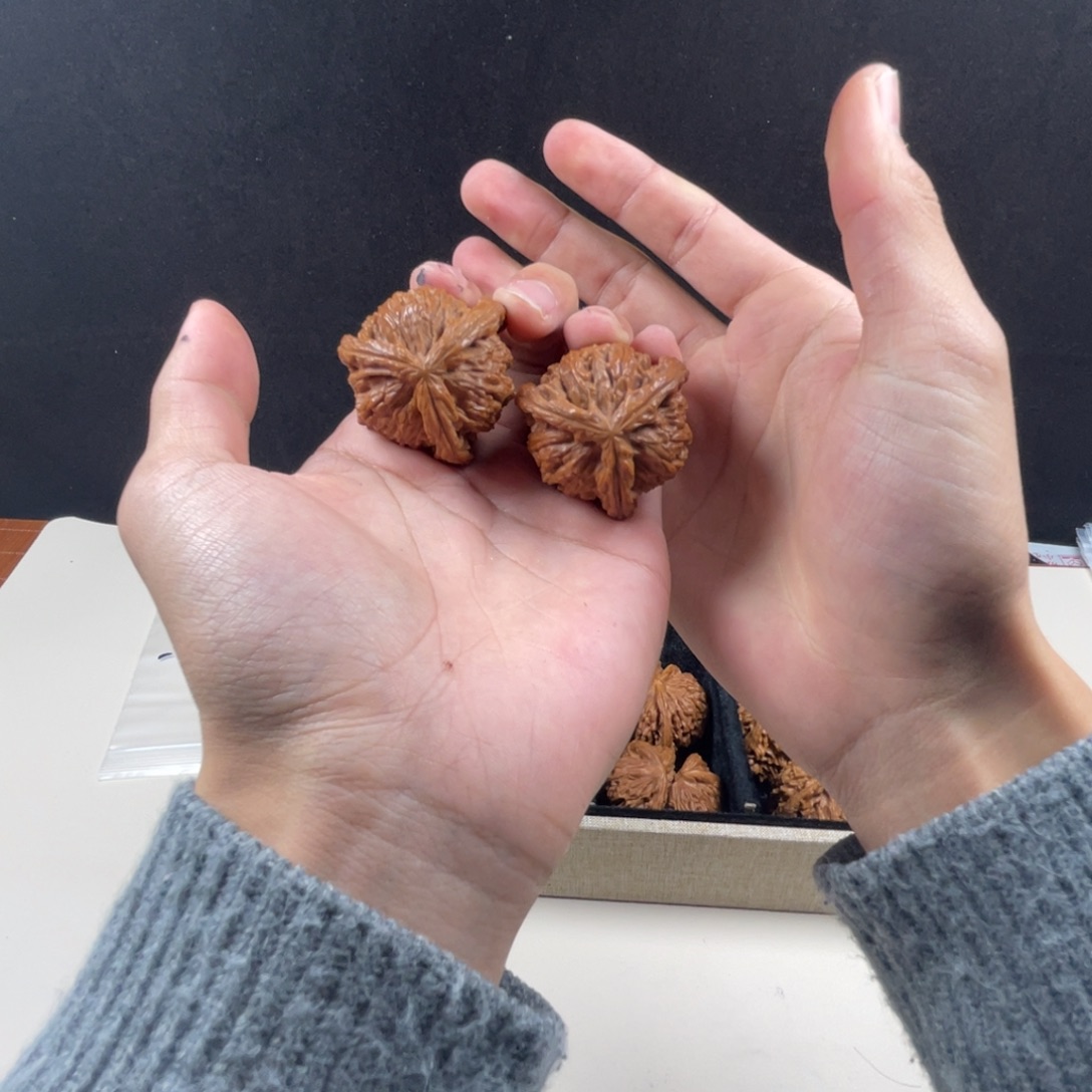 吊坠文玩核桃哈哈哈哈哈哈哈哈哈哈