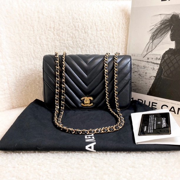 99新 Chanel/香奈儿 黑金V纹口盖大mini/53563170/代卖服务/12期