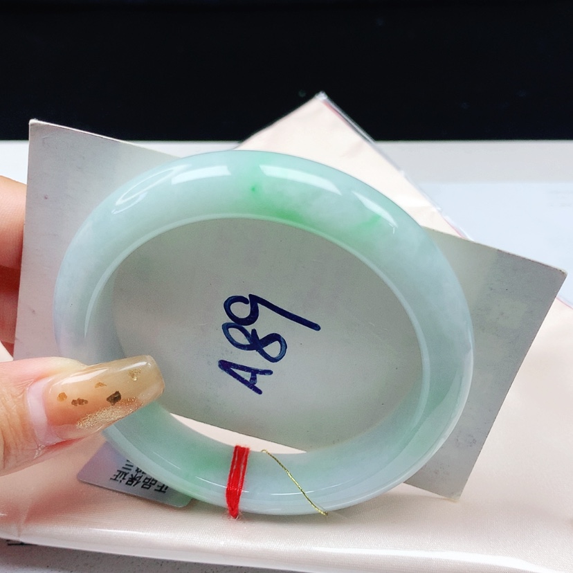 【闪购商品】翡翠手镯未镶嵌 正圈56+