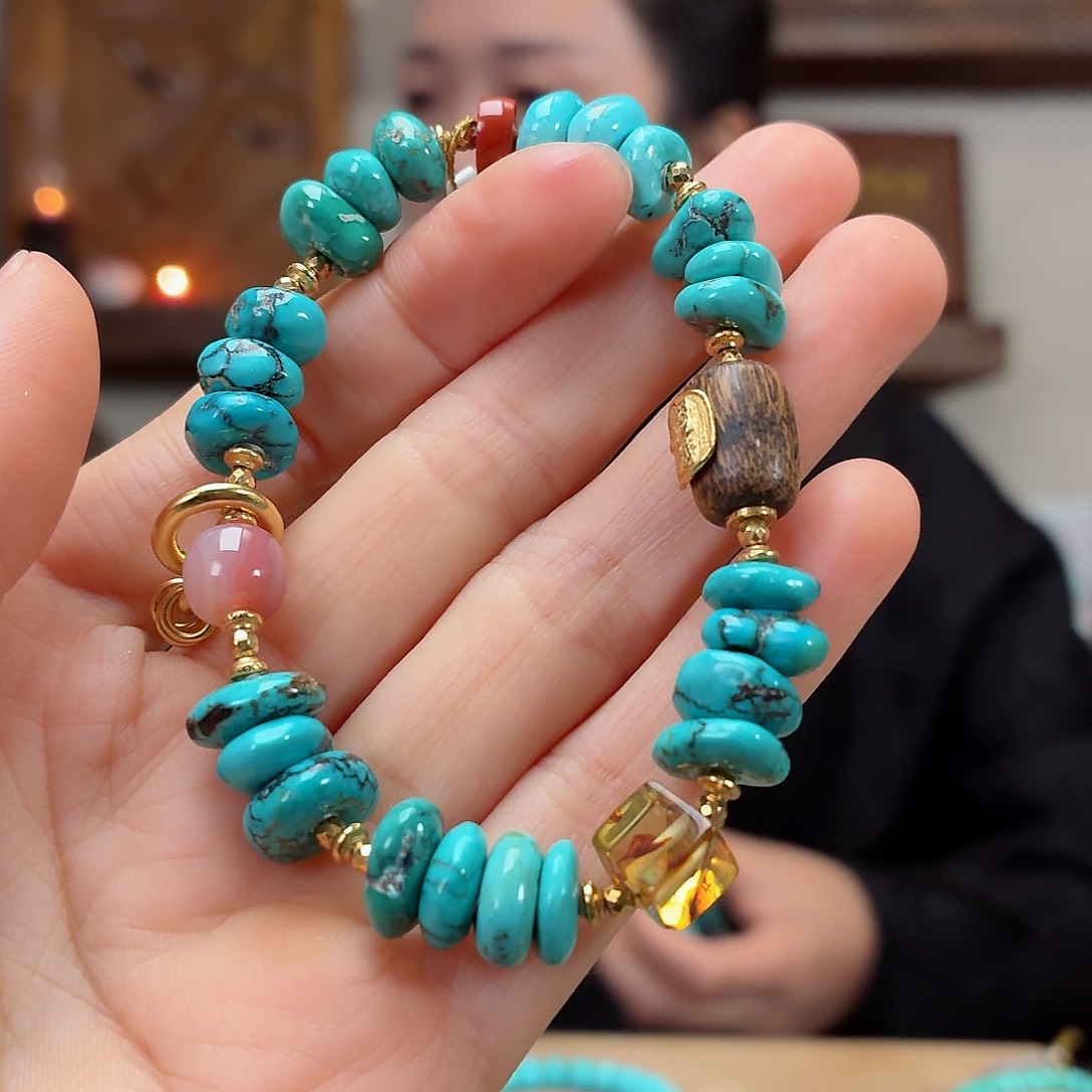 未镶嵌绿松石珠宝奇石