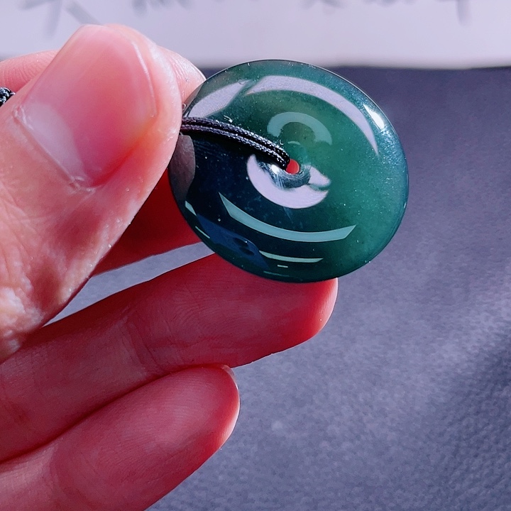 翡翠颈饰未镶嵌999999999