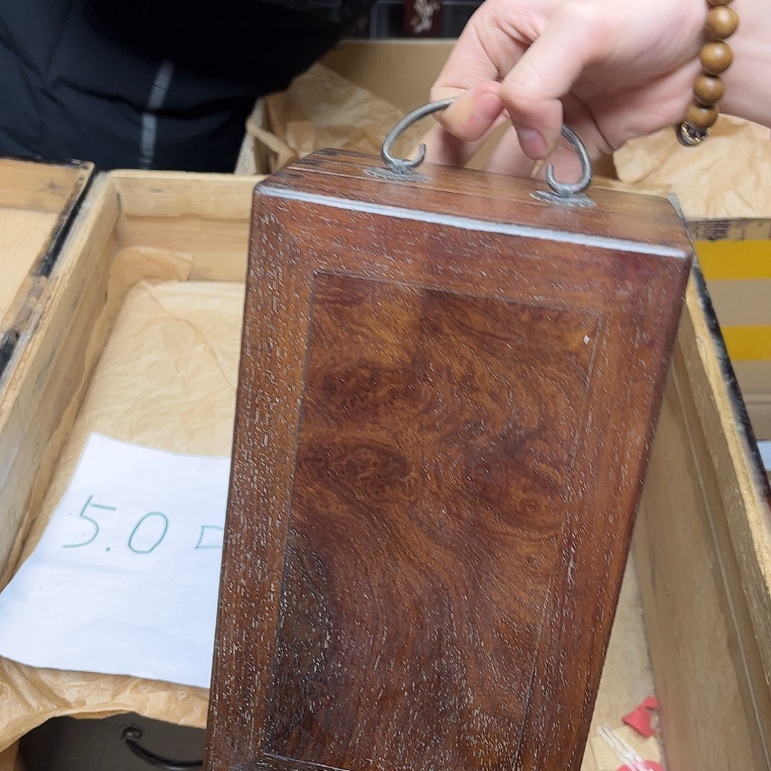 大叶紫檀（黑酸枝木类）