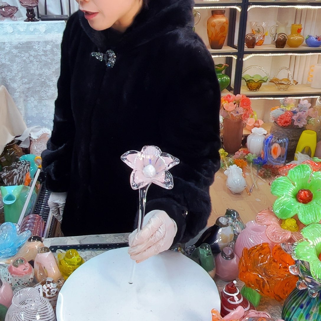 小花花家悦美居琉璃工艺品