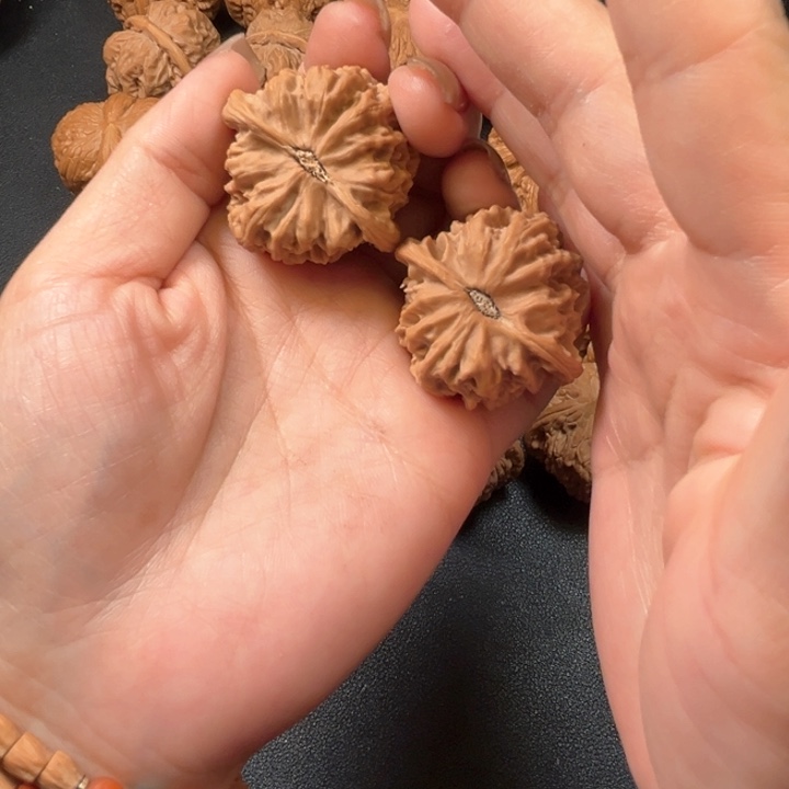 文玩核桃把件w**e小众