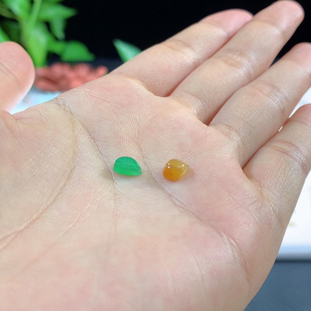 翡翠手串未镶嵌随行
