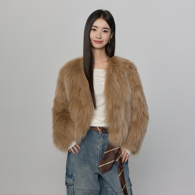 经典五代 2025冬季新款进口狐狸毛皮草外套女短款毛毛24827-3