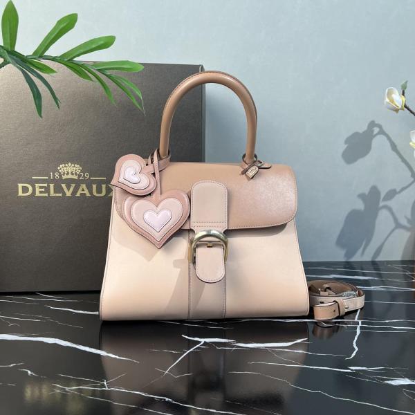 95新/德尔沃/包包/市场价35000/250307CZ0032