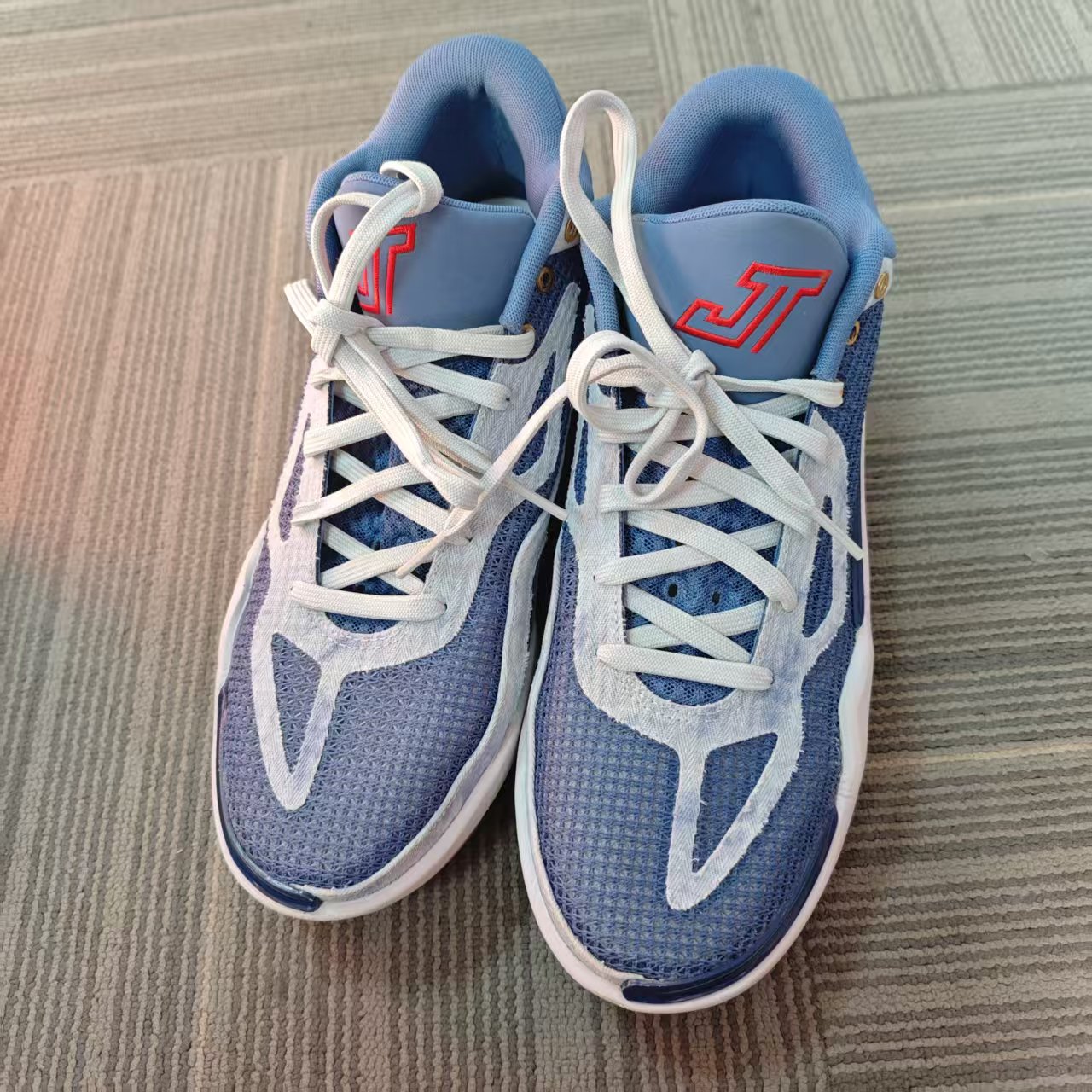 瑕疵慎拍 Nike/耐克 Jordan Tatum 1男中帮篮球鞋DZ3321-400-42.5