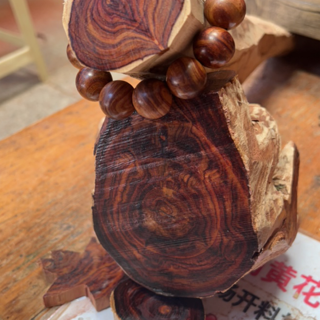 笔筒 独特鬼脸纹与水波纹工艺展现自然之美