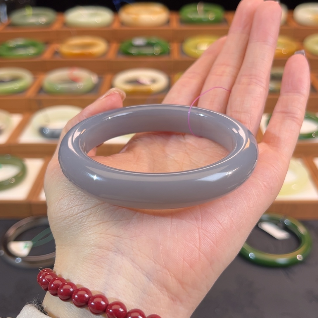 和田玉手镯 芋泥紫 圈口5657