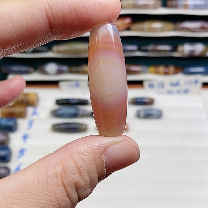 呱***婆玛瑙/玉髓未镶嵌颈饰